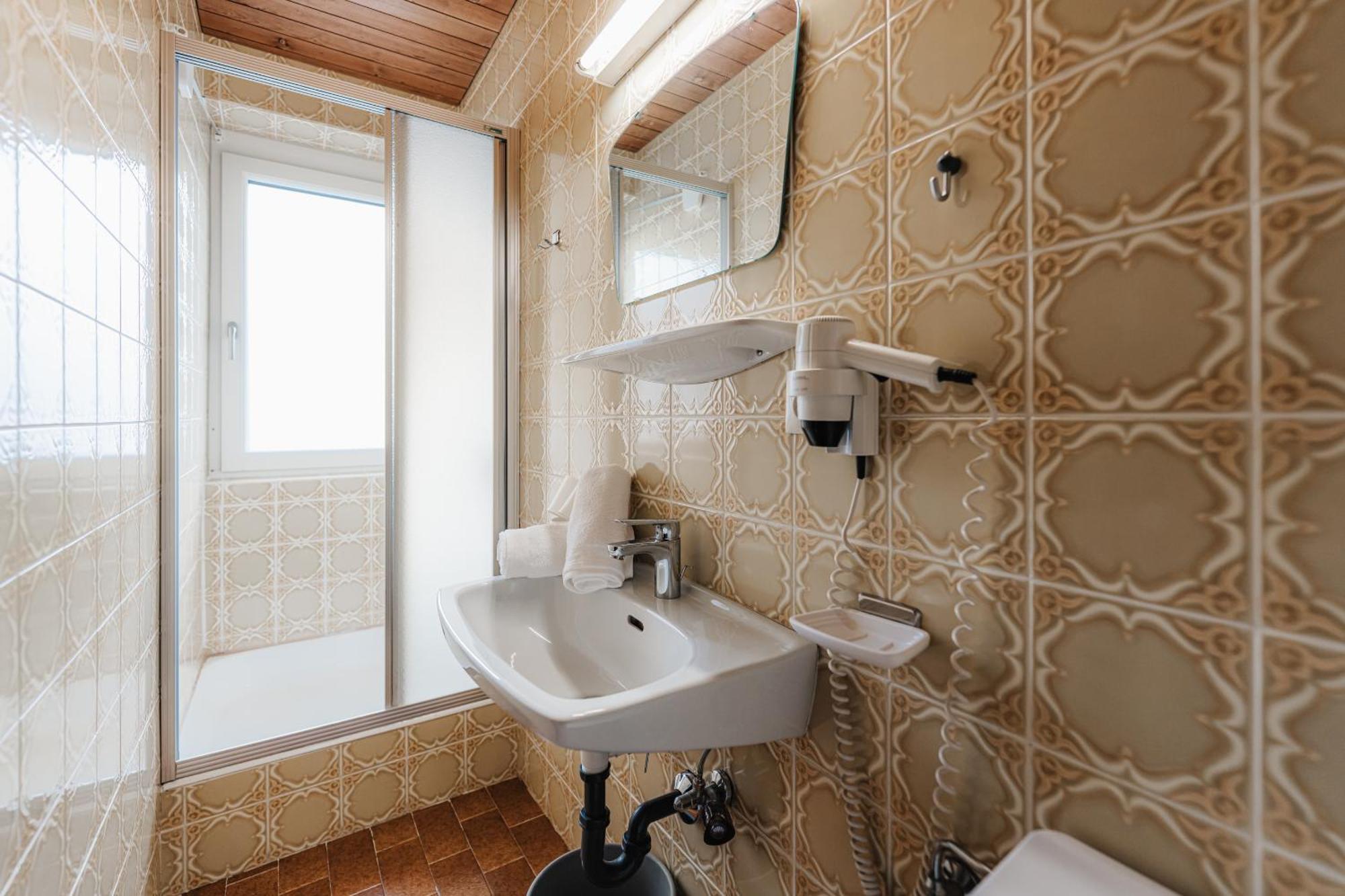 Alpenzeit Zillertal Apartments Zell am Ziller Pokoj fotografie